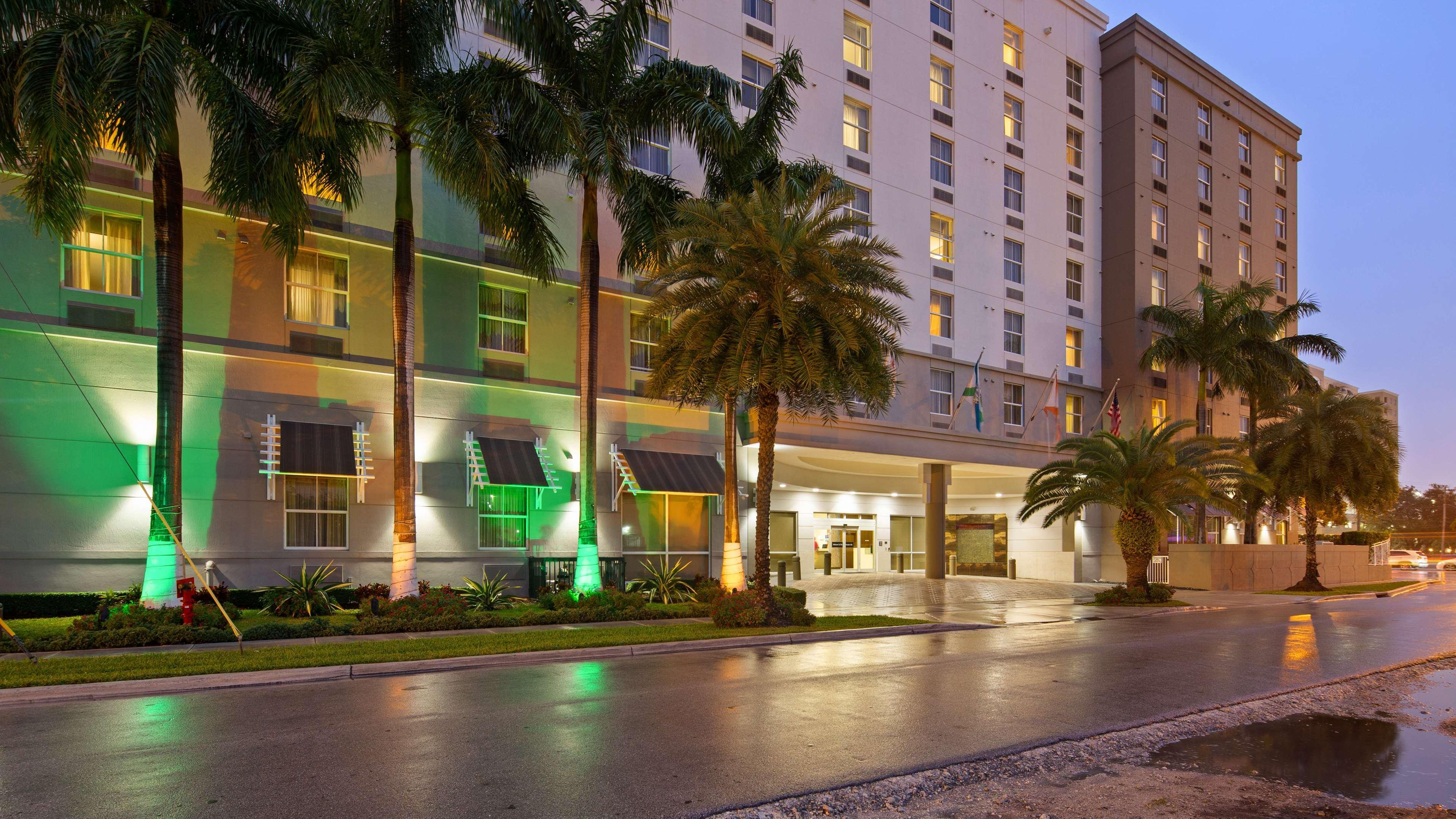 Best Western Plus Miami Intl Airport Hotel & Suites Coral Gables Ngoại thất bức ảnh