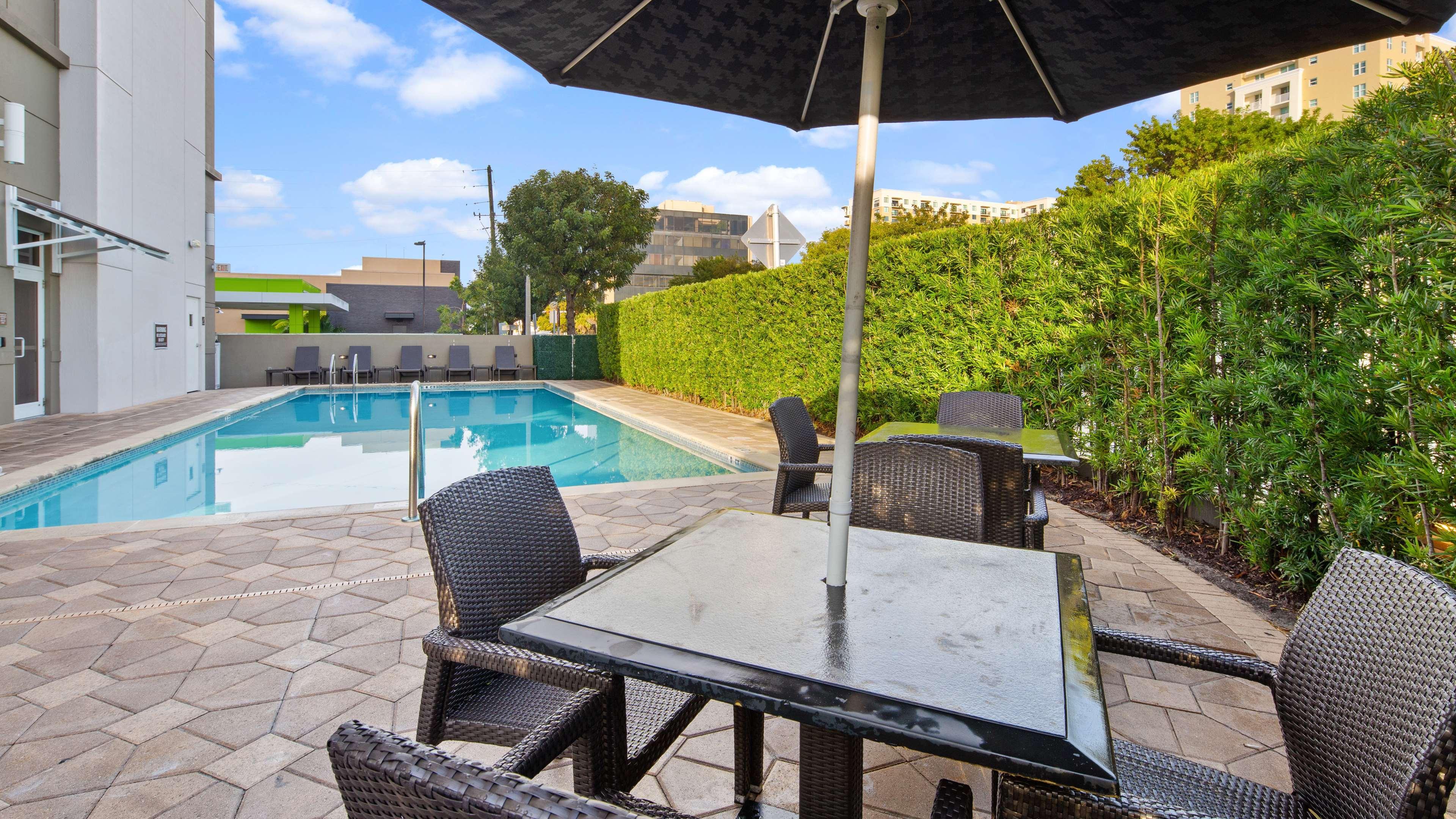 Best Western Plus Miami Intl Airport Hotel & Suites Coral Gables Ngoại thất bức ảnh